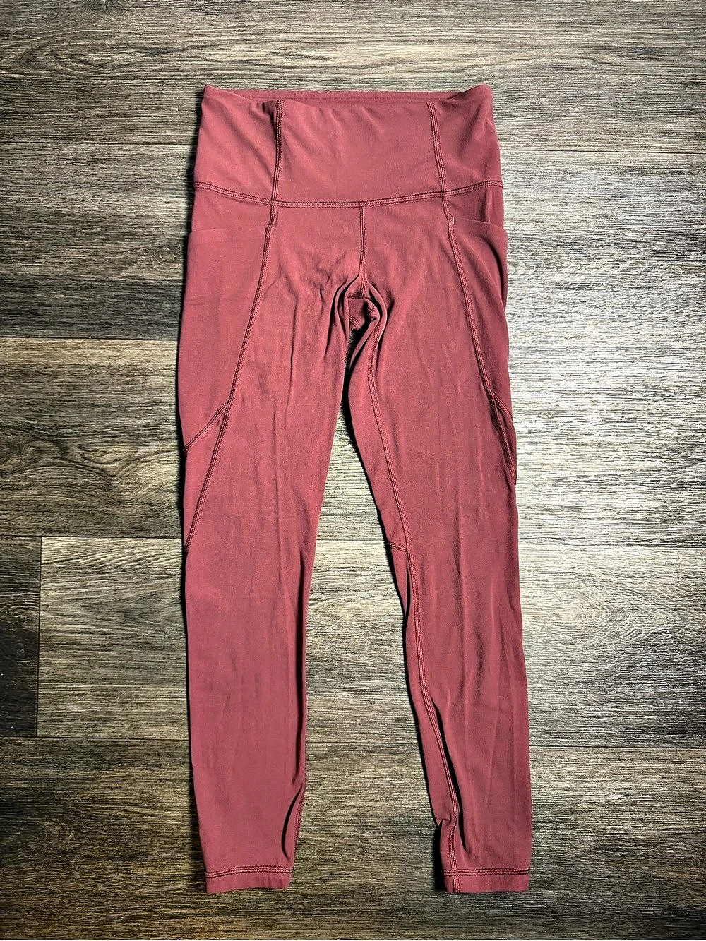 Athleta Stash Pocket Salutation Tight Athletic Leggings in Pink Size XS
